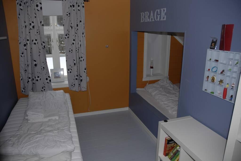 Comfortable House In Quiet Area Luster Экстерьер фото